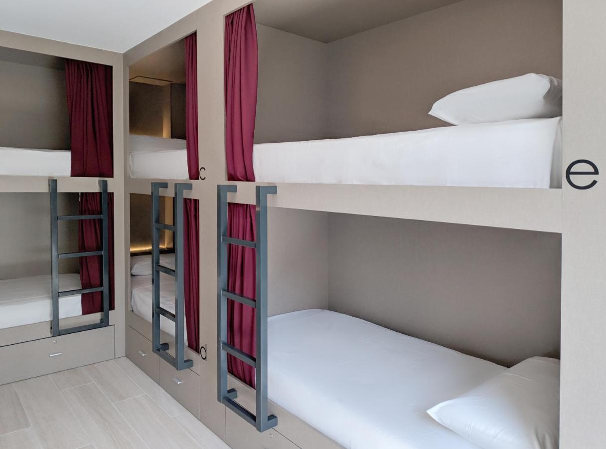 Broz Hostel 格拉纳达 外观 照片